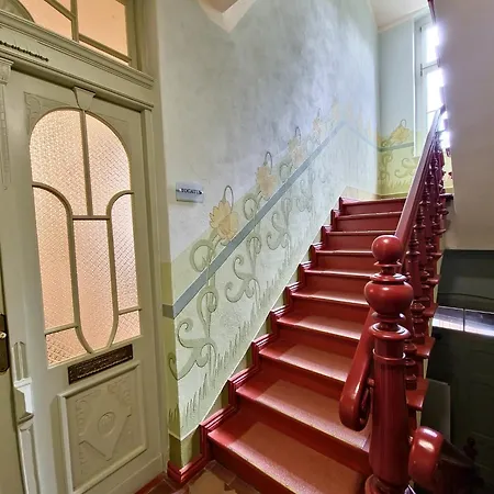 Appartement Duza Secesja - Dla Wyjatkowych Gosci, Wiecej Niz - 120 Lat Historii, Komfort, Prywatnosc - 75mkw , Parking, Centum, Starowka, Wifi Olsztyn (Warmian-Masurian)