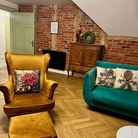 Duza Secesja - Dla Wyjatkowych Gosci, Wiecej Niz - 120 Lat Historii, Komfort, Prywatnosc - 75mkw , Parking, Centum, Starowka, Wifi Apartment