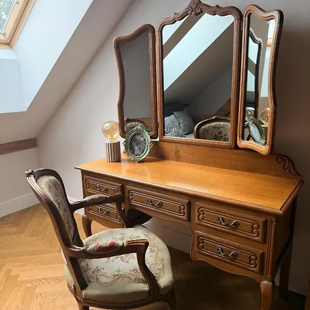 Duża Secesja - Dla Wyjątkowych Gości, Niż - 120 Lat Historii, Komfort, Prywatność - 75mkw , Parking, Centum, Starówka, Wifi * Olsztyn (Warmian-Masurian)