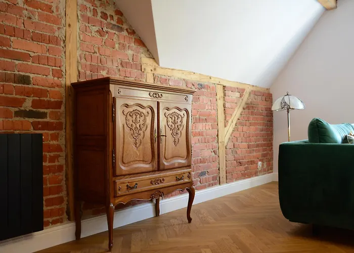 شقة Duza Secesja - Dla Wyjatkowych Gosci, Wiecej Niz - 120 Lat Historii, Komfort, Prywatnosc - 75mkw , Parking, Centum, Starowka, Wifi *